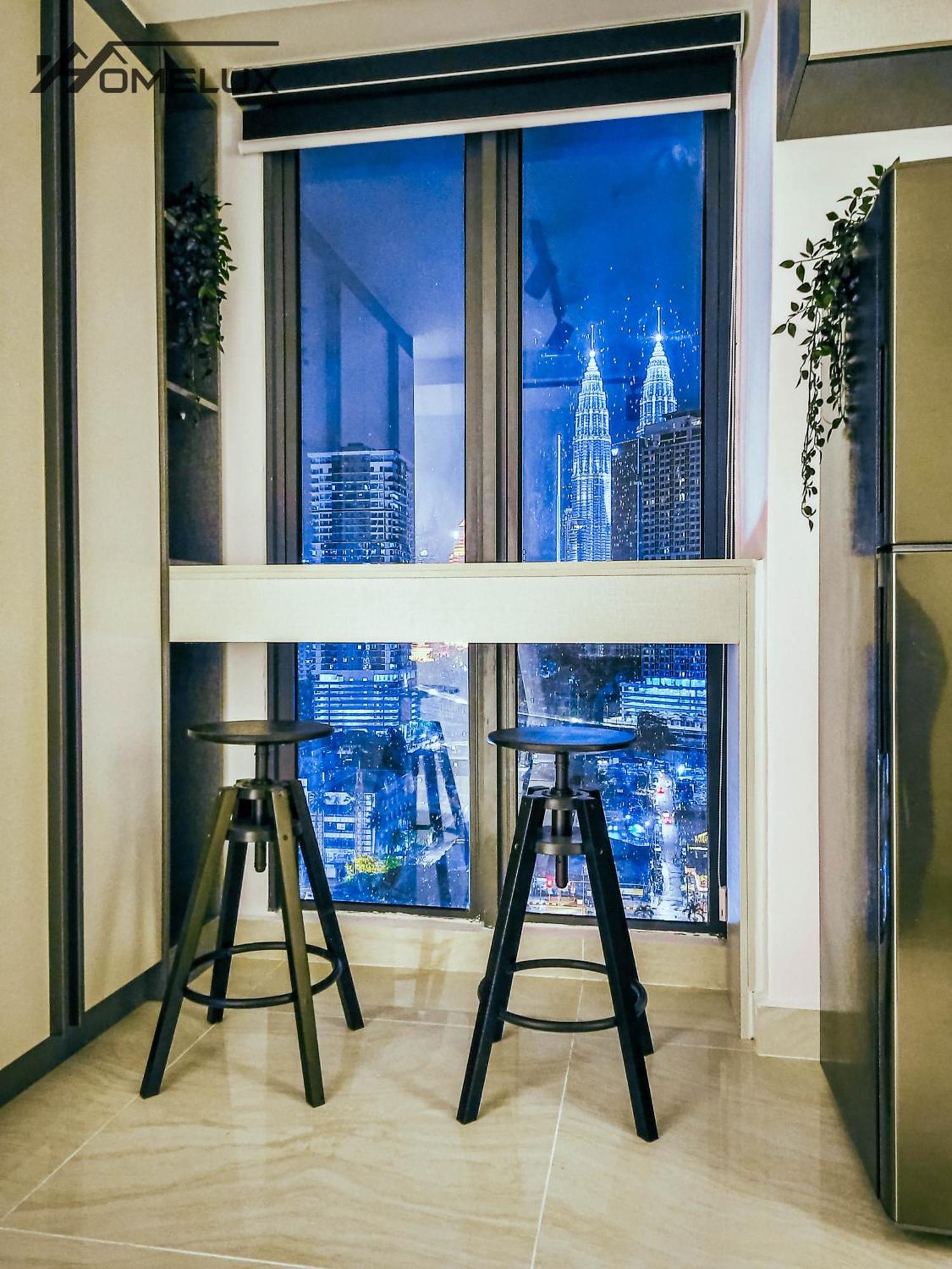 The Colony By Infinitum Best Pool View Klcc Trx Merdeka 118 Kl Tower Куала-Лумпур Экстерьер фото