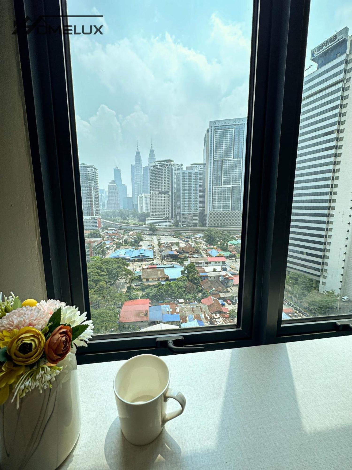 The Colony By Infinitum Best Pool View Klcc Trx Merdeka 118 Kl Tower Куала-Лумпур Экстерьер фото